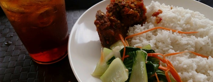 Restoran Gourmet Malayo is one of Posti che sono piaciuti a Rahmat.