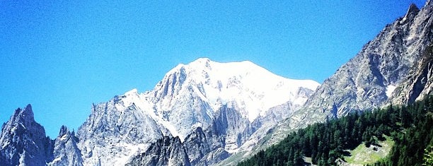 Pra Sec is one of Courmayeur.