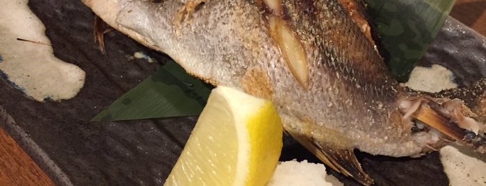 海鮮炉端焼き ろば炭魚 is one of Posti che sono piaciuti a Masahiro.