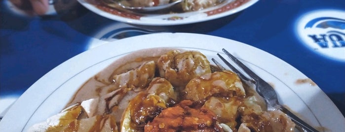 Siomay Ikan Khas Bandung - Cokroaminoto is one of All-time favorites in Indonesia.