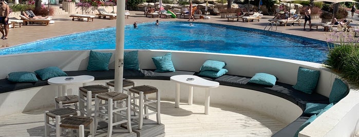 Quaya Pool Bar is one of Bodrum.