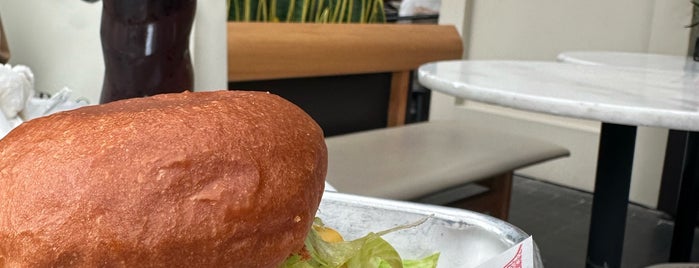 Zula is one of Burger-Sandwich-Sokak Lezzetleri.
