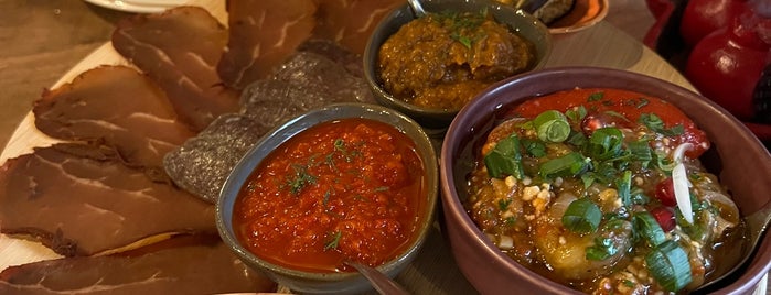 Armenian Grill House is one of Kulinaarinen maailmankiertue.