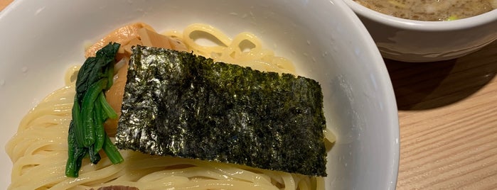 麺屋 みちしるべ is one of クソデブ🍜.