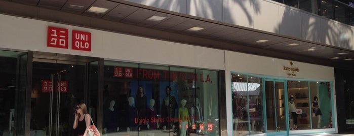 UNIQLO is one of Costa Oeste.