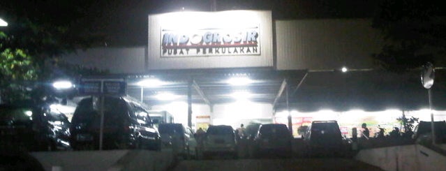 Indogrosir Bintara is one of stasiun cakung.
