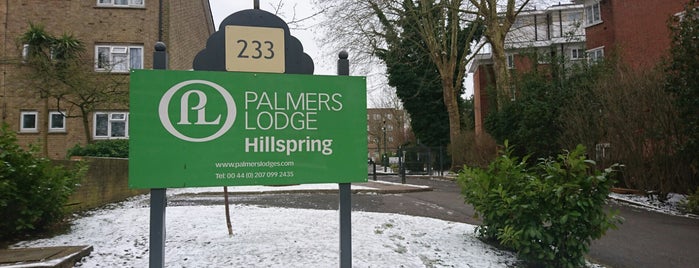 Hillspring Lodge Boutique Hostel is one of London Calling.