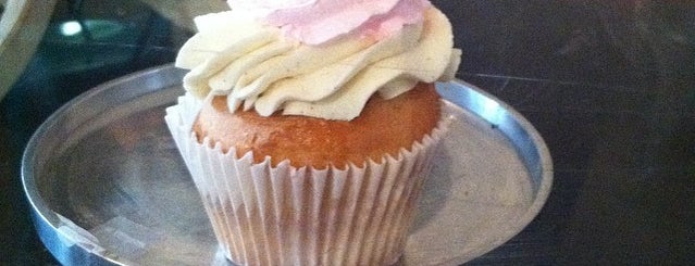 Just Cupcakes Cafe is one of Restaurant Week York 2013.