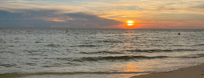 77th Street Beach, Holmes Beach, Anna Maria Island, FL is one of My Beaches.