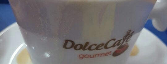 Dolce Café Gourmet is one of Lugares favoritos de Emilia.