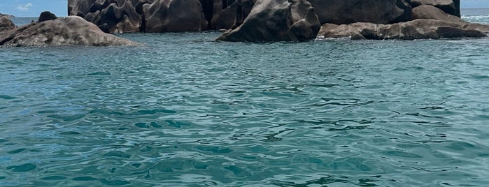 Anse Takama is one of Praslin Island 🌴 Seychelles 🇸🇨.