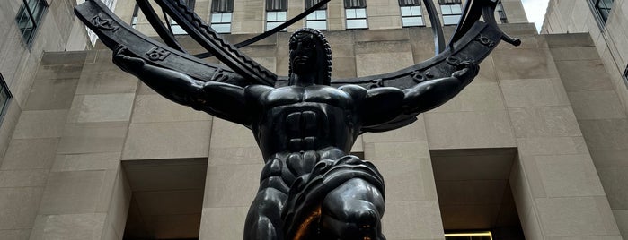 Atlas Statue is one of New York 4 (2017).