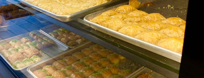 Safir Bakery & Coffee Shop is one of Kimmie's Saved Places.