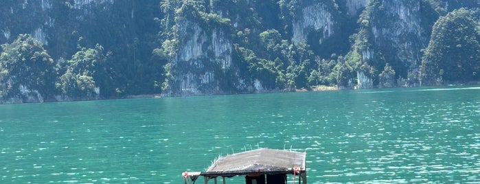 Cheow Lan Lake is one of Thaïlande 🇹🇭.