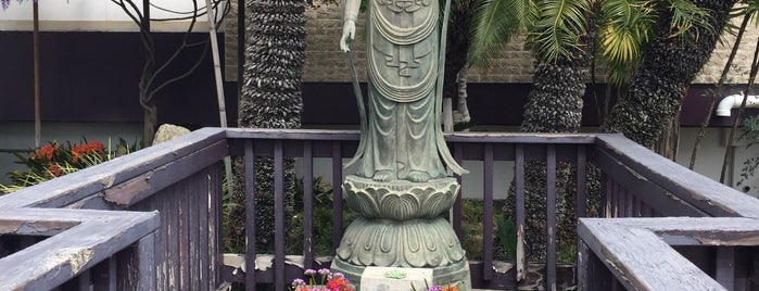 Zenshuji Soto Temple is one of places of worship.