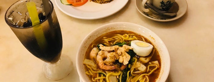 OldTown White Coffee is one of Guide to Kota Kinabalu's best spots.