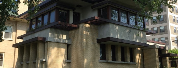 Frank Lloyd Wright's Emil Bach House is one of Architours.
