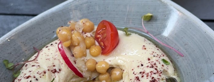 Byblos Fine Lebanese & Levantine Cuisine is one of بودابست.