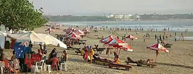 Pantai kuta bali is one of holiday.