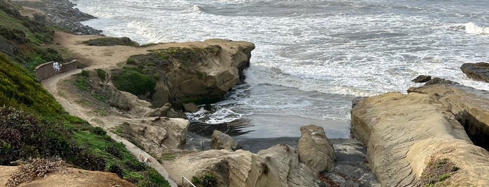 Santa Cruz Cliffs is one of SD 2020.