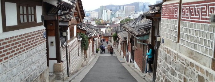 북촌한옥마을 is one of My favourite places in Seoul.