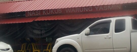 Nasi Kukus Warong Yasmin is one of Kuala Terengganu: Malay.
