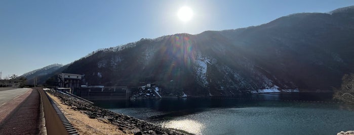 Hirose Dam is one of ダム.