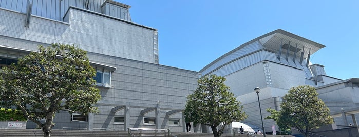 滋賀県立芸術劇場 びわ湖ホール is one of Live Place.