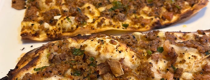 Etiş Lahmacun is one of Ayseさんの保存済みスポット.