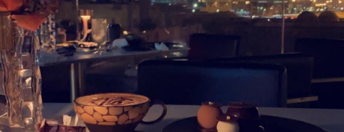 Roberto Cavali Cafe At Riyadh Park is one of Coffee & Tea ☕️ 🍵( Riyadh 🇸🇦 ).