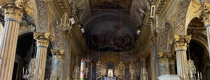 Chiesa San Giacomo Di Corte is one of Locais curtidos por Angelo.