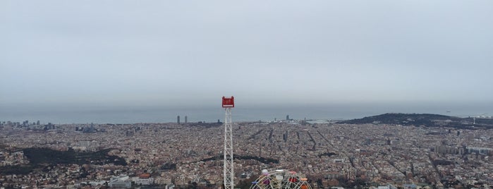 Тибидабо is one of Lugares preferidos de Barcelona.