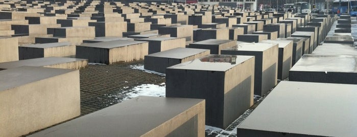 Memorial untuk Orang-orang Yahudi yang Terbunuh di Eropa is one of Deutschland - Sehenswürdigkeiten.