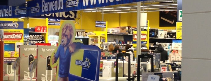 Euronics is one of Vitoさんのお気に入りスポット.