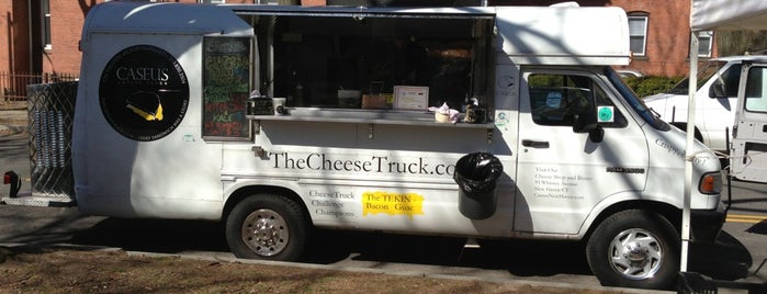 Caseus cheese truck At Wooster is one of สถานที่ที่บันทึกไว้ของ Kimmie.