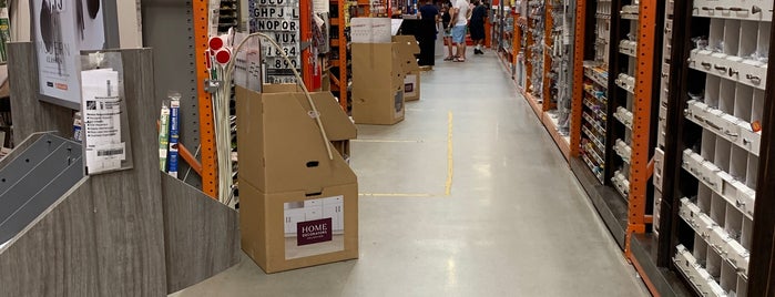 The Home Depot is one of La Quinta.