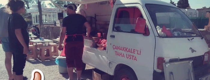 Çanakkale'li Taha Usta Kokoreç is one of Lieux qui ont plu à Burcu.