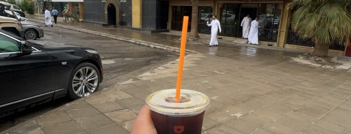 Dunkin' Donuts is one of Riyadh Cafes☕.