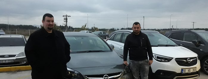 İlyasşen Opel is one of สถานที่ที่ Niyazi ถูกใจ.