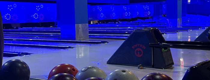 Jeddah Lanes Bowling Alley is one of أماكن.