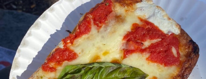 Scarr's Pizza is one of Posti che sono piaciuti a Marisa.