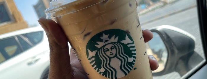 Starbucks is one of Posti che sono piaciuti a Shadi.