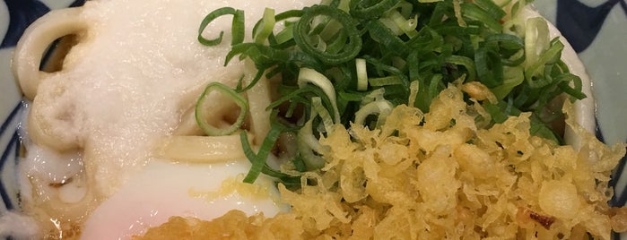 丸亀製麺 is one of 立ち寄り先@新宿.