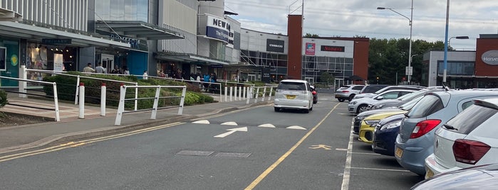 The Fort Shopping Park is one of Birmingham Food and Drink.