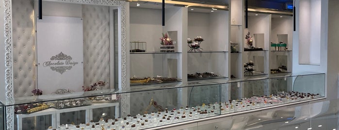 Chocolate Design is one of Tempat yang Disukai YASS.