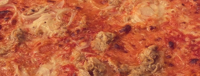 pizzeria er gringo is one of Genova.