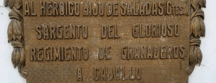 Monumento al Sargento Cabral is one of Rosario.