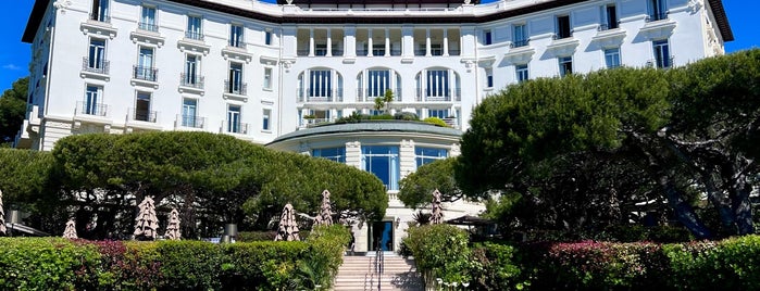 Grand-Hôtel du Cap-Ferrat is one of Côte d'Azur.