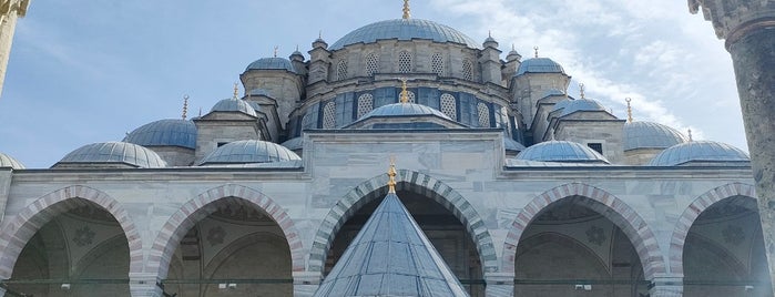 Fatih-Moschee is one of Istanbul.