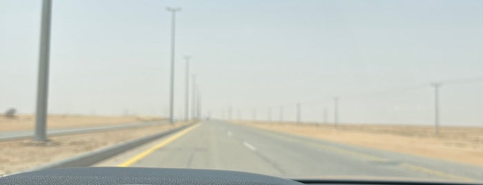 شعيب الغيانة is one of Around Riyadh - Experiences.